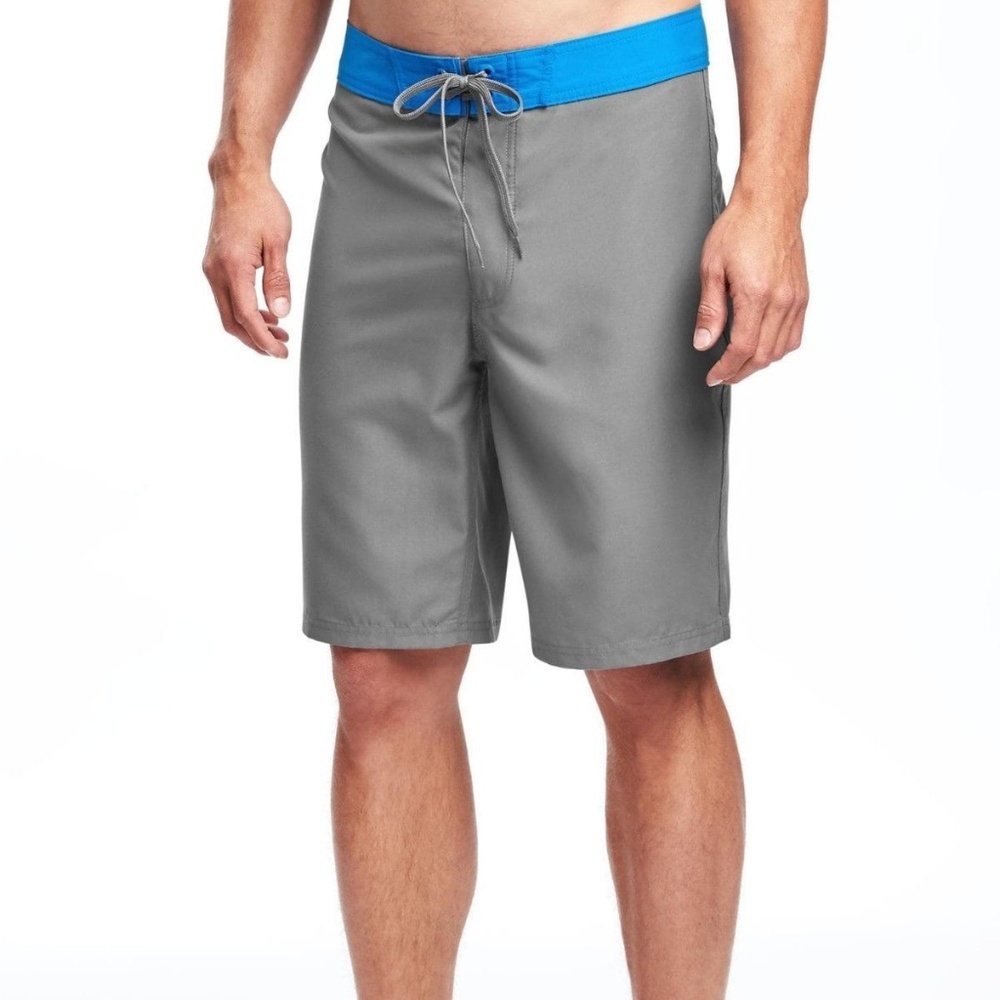 Old Navy Board Shorts for Men (10') - Picture 1 of 2